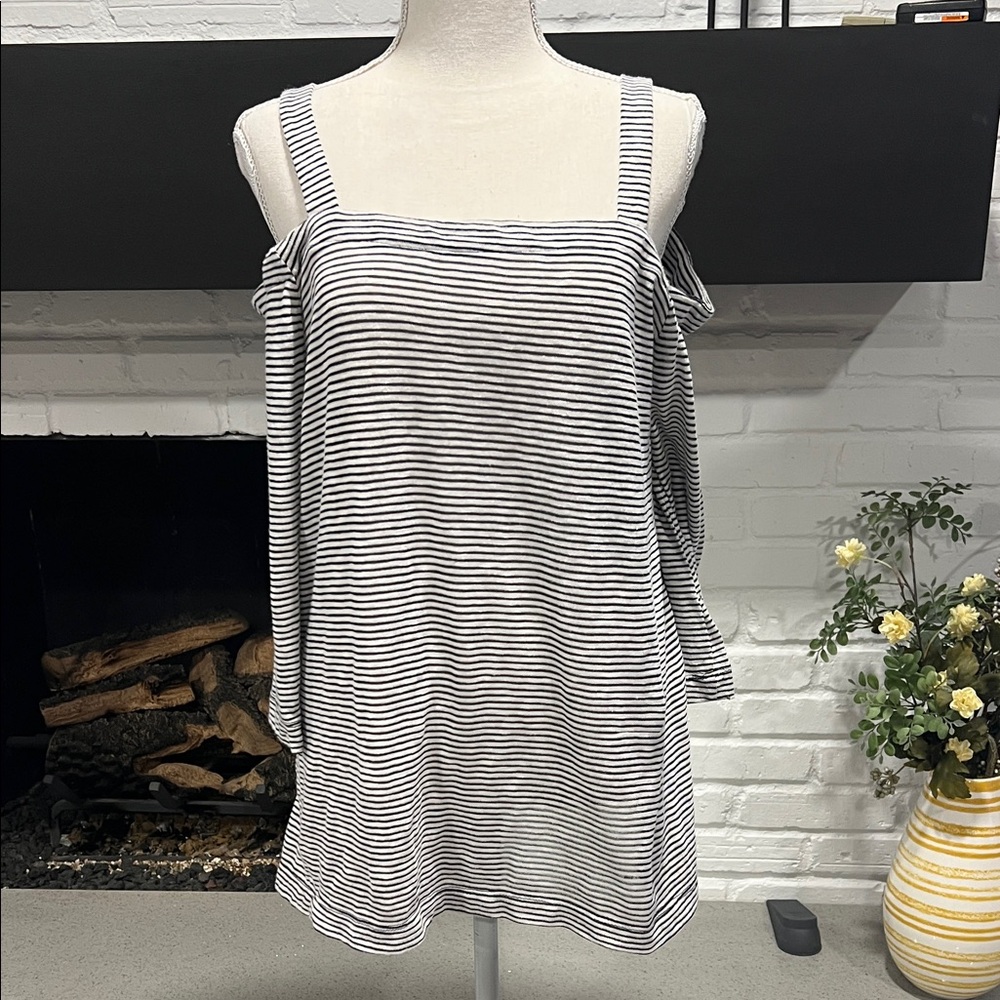 LOFT Black and White Striped Top. Open shoulder.  3/4 sleeve.